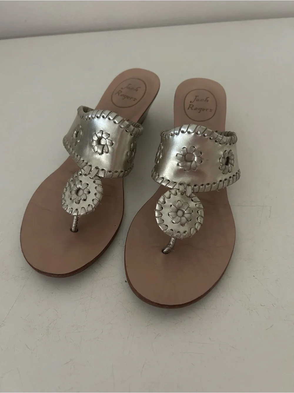 Jack Rogers Champange Leather Wood Wedge Sandals | women's 8 | 2